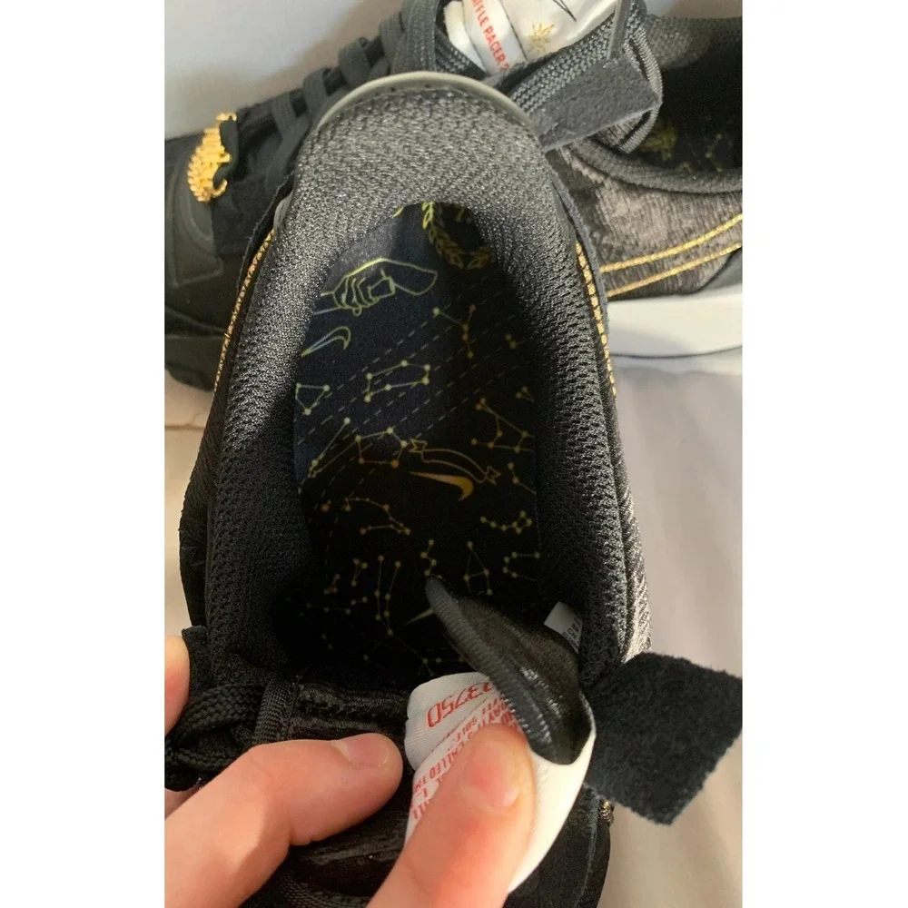 Nike Waffle Racer 2X Black Metallic Gold Astrology Pack Womans 5.5
